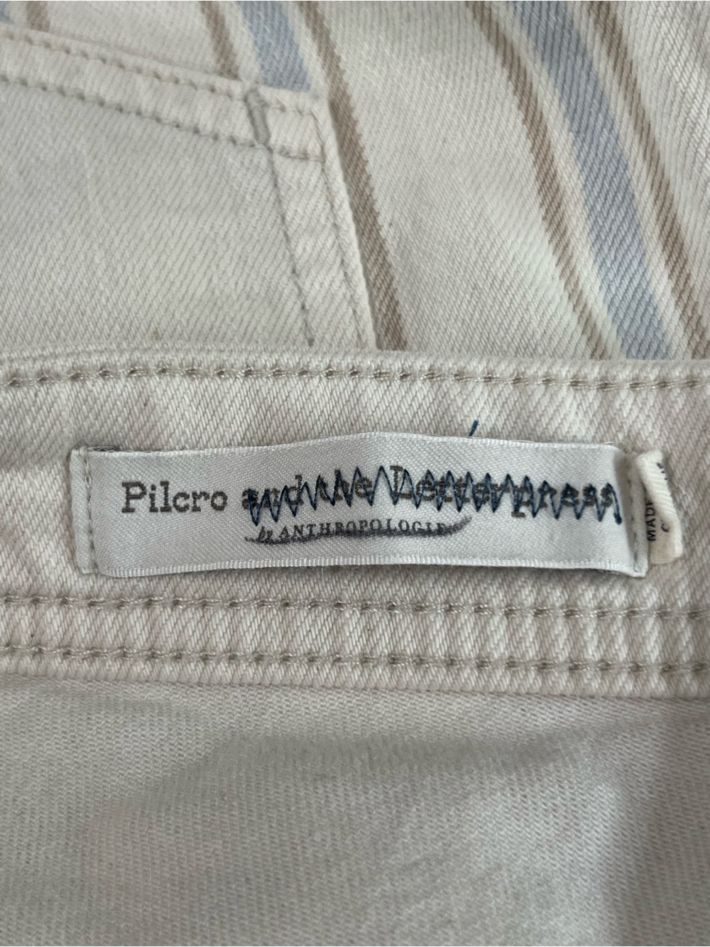 Pilcro Anthropologie Striped Denim Shorts Slim Boyfriend Cream Blue Size 28 - Picture 6 of 9